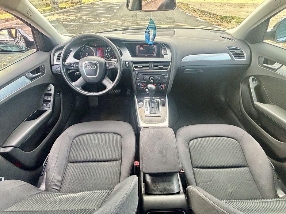 Audi A4 B8 – 2.0 TDI, 2009, Automată, Stare foarte bună