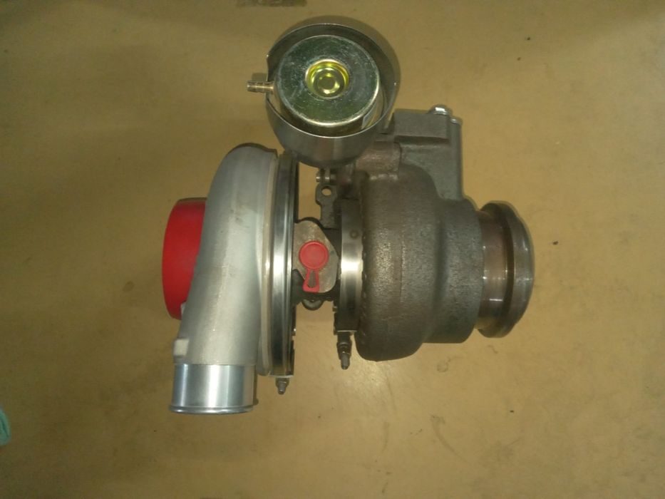 Турбокомпресор на Кат.