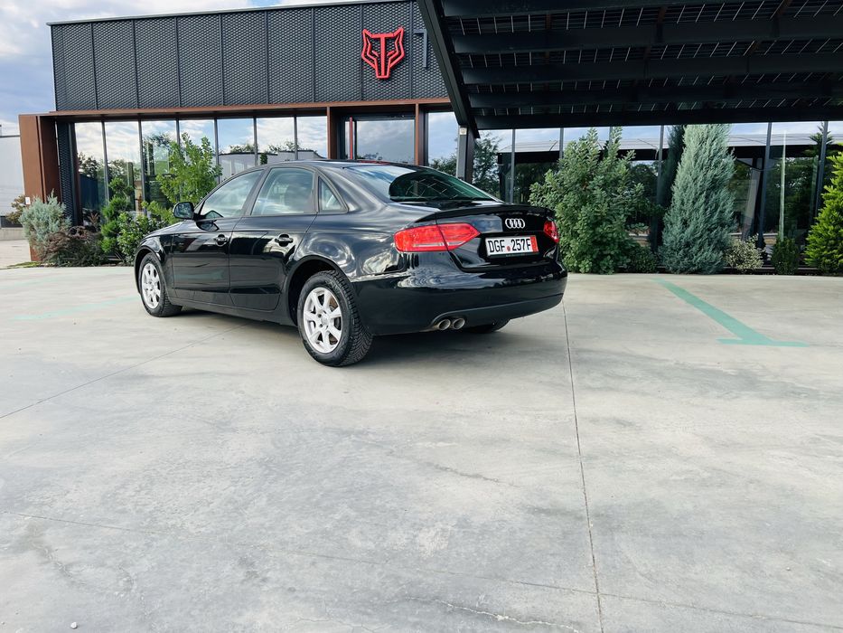 Vand Audi A4 B8 2.0 D