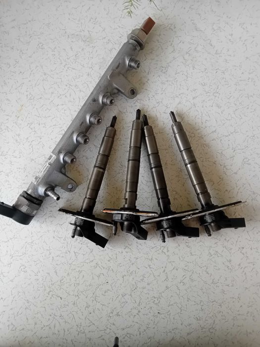 Дюзи рейл Audi 2.0TDI