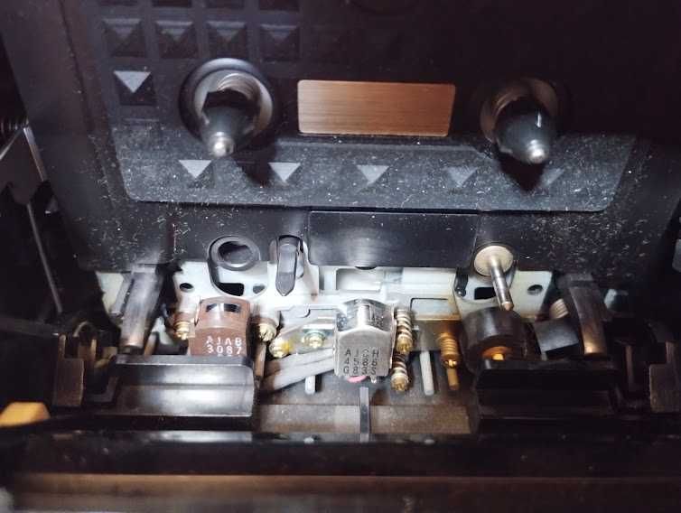 Amplituner KENWOOD KR 950 B, CassDeck Pioneer CT-443