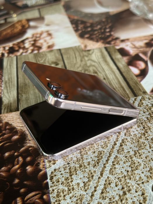 Galaxy Z Flip5 256GB