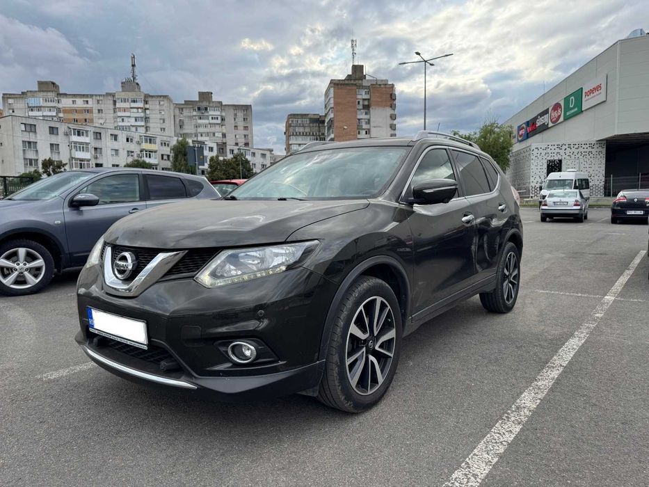 Nissan X-Trail Full Options 2016 1995 cm3