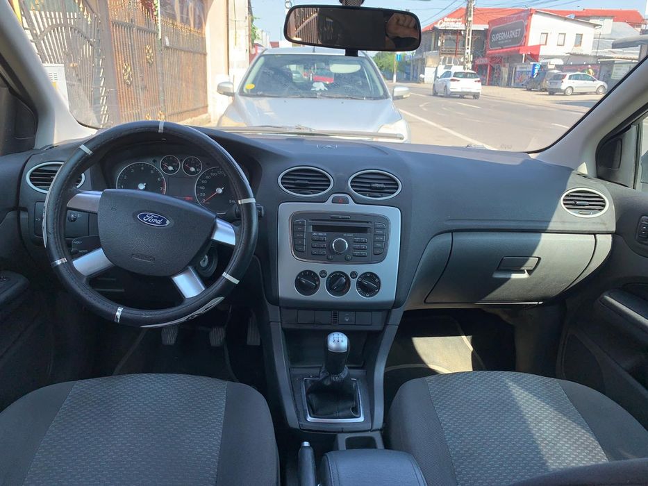 Vând Ford focus MK2