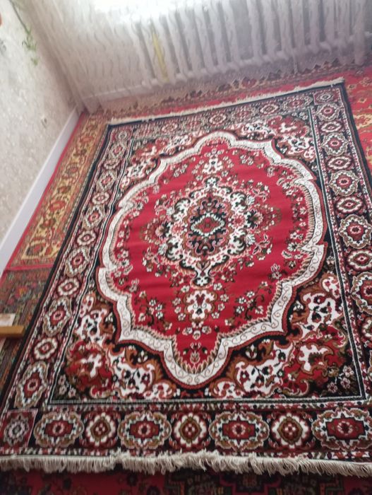 Ковёр 2,65х1,83 новый