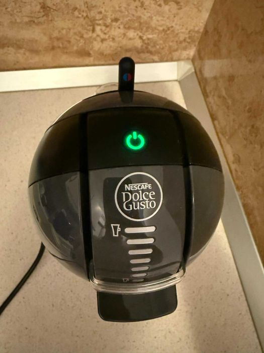 Espressor cu capsule KRUPS NESCAFÉ® Dolce Gusto® Mini Me KP123810