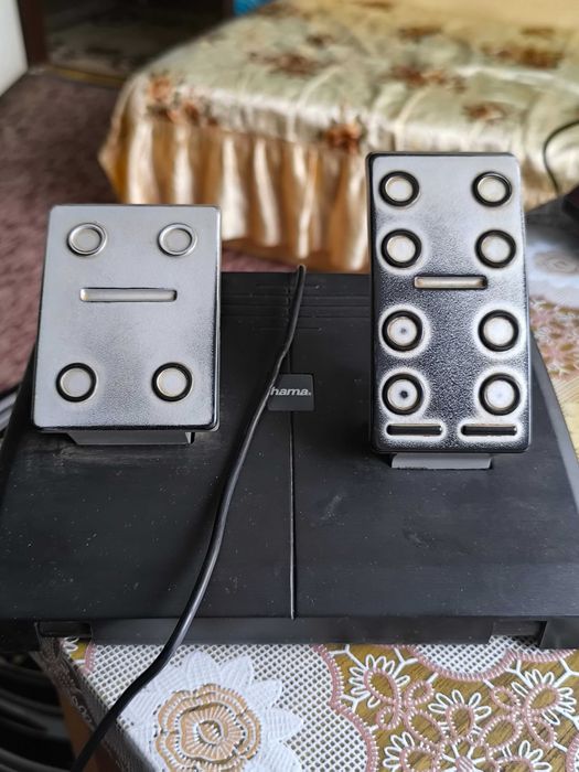 Геймърски волан с педали Hama Thunder V18 за PC