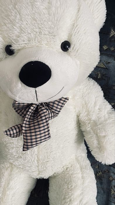 Большая мишка белая