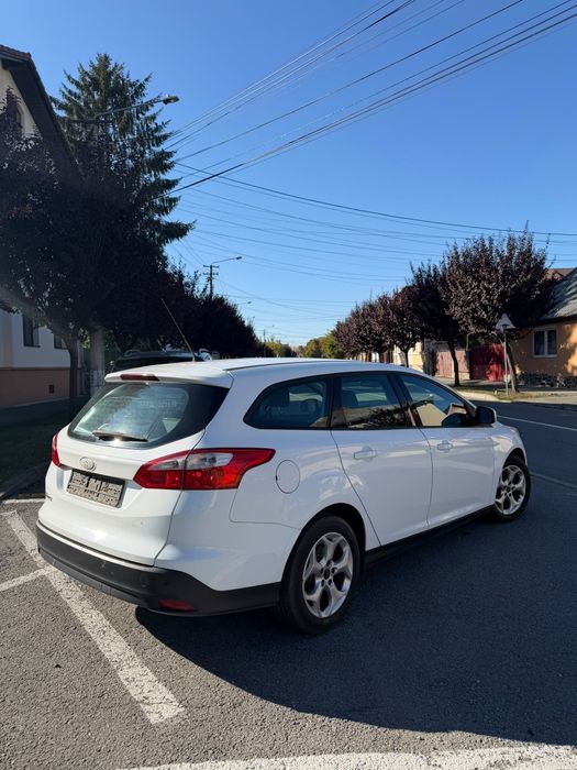 FORD Focus 2012 — imagine 4