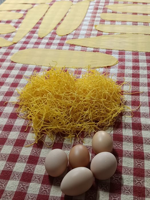 Tăiței din oua proaspete de gaina