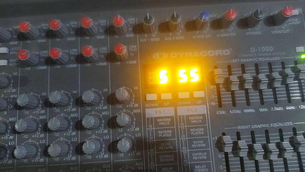 Denokort pult zoʻri olgan odam baraka topadi daxshat li ishlaydi