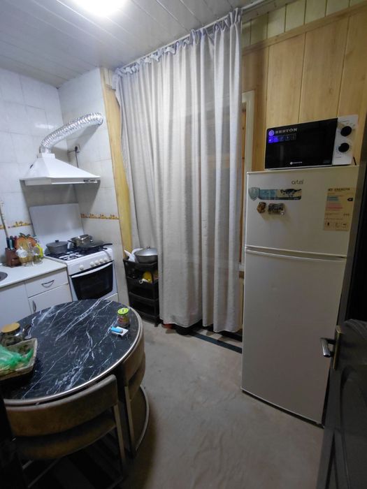 Продается квартира 1/4/5 ТТЗ Ахмад Югнаки 1 комнатная 4 этаж