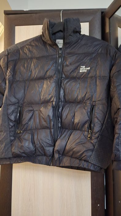 Продам куртку зима очень тёплая размер 128