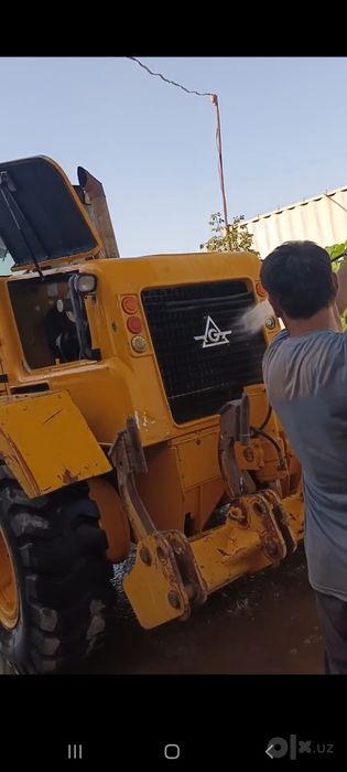 Грейдер сотилади
