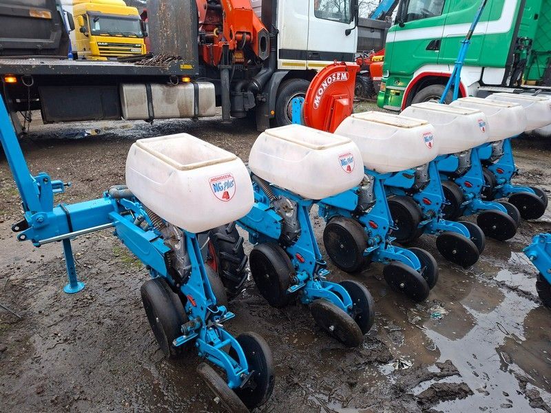 MONOSEM NG PLUS 4-6R Vand Semanatoare prasitoare Monosem NG PLUS 4-6R