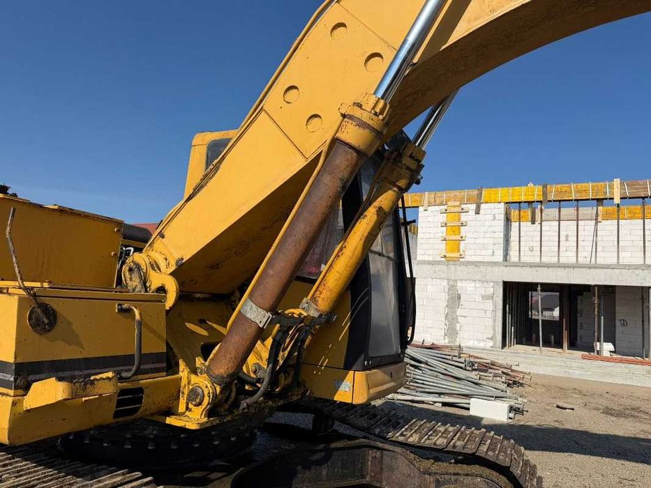 Cilindru hidraulic excavator Caterpillar 322