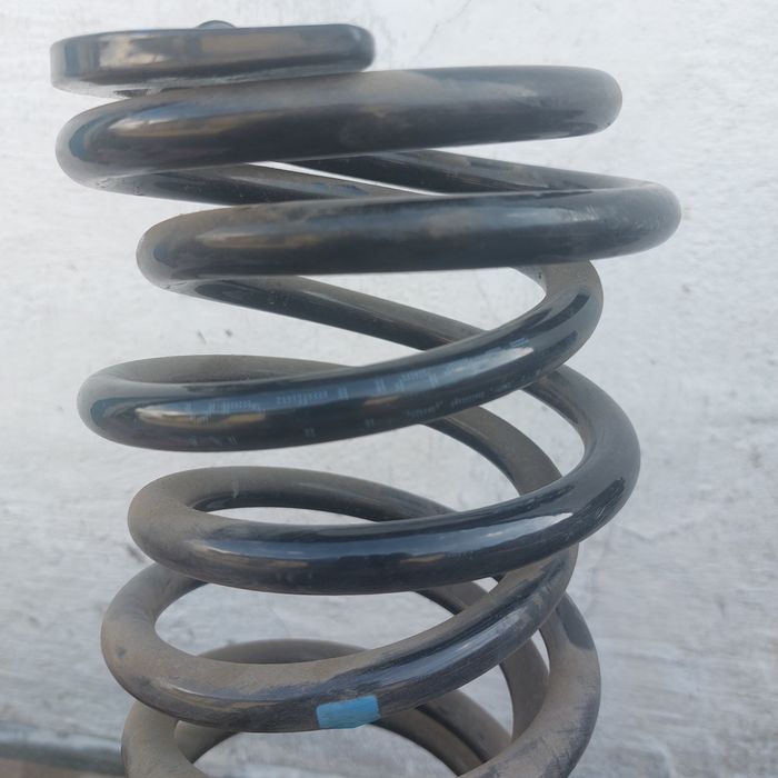 Продам запчасти на тойта креста