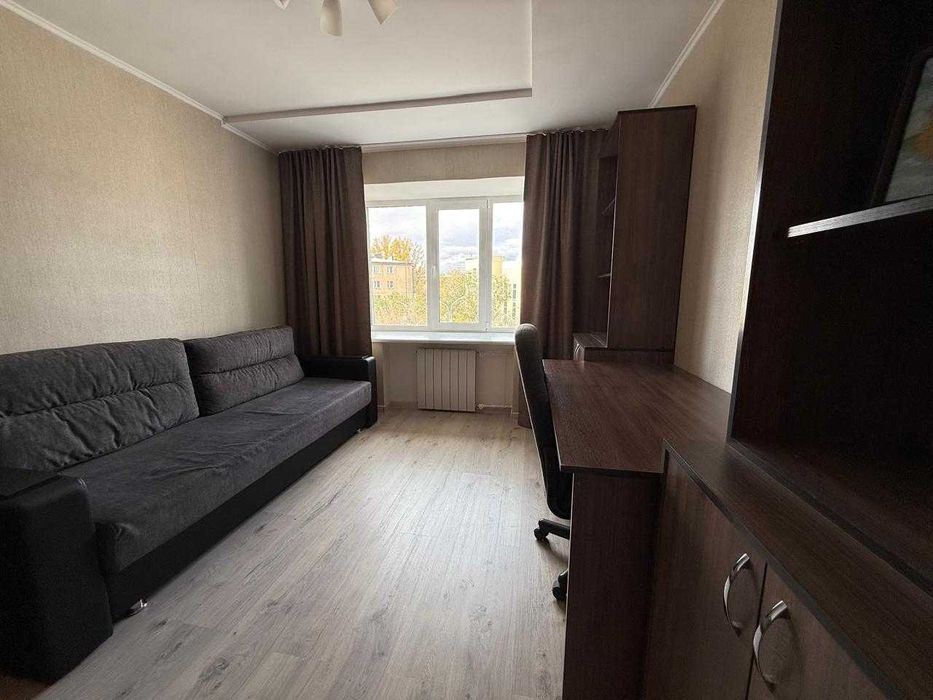 Продаю 4х комнатную квартиру