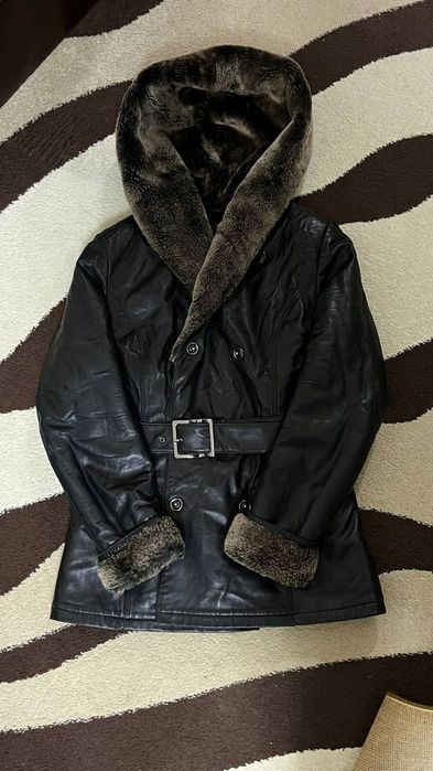 Продам натуральную дублёнку,100% натуральная кожа и мех