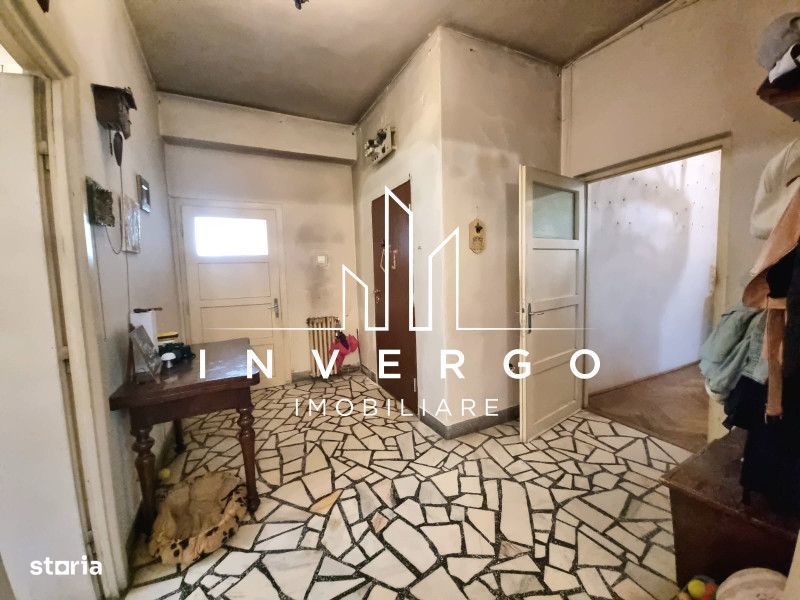 Apartament, 3 camere,  de vanzare, in Centru