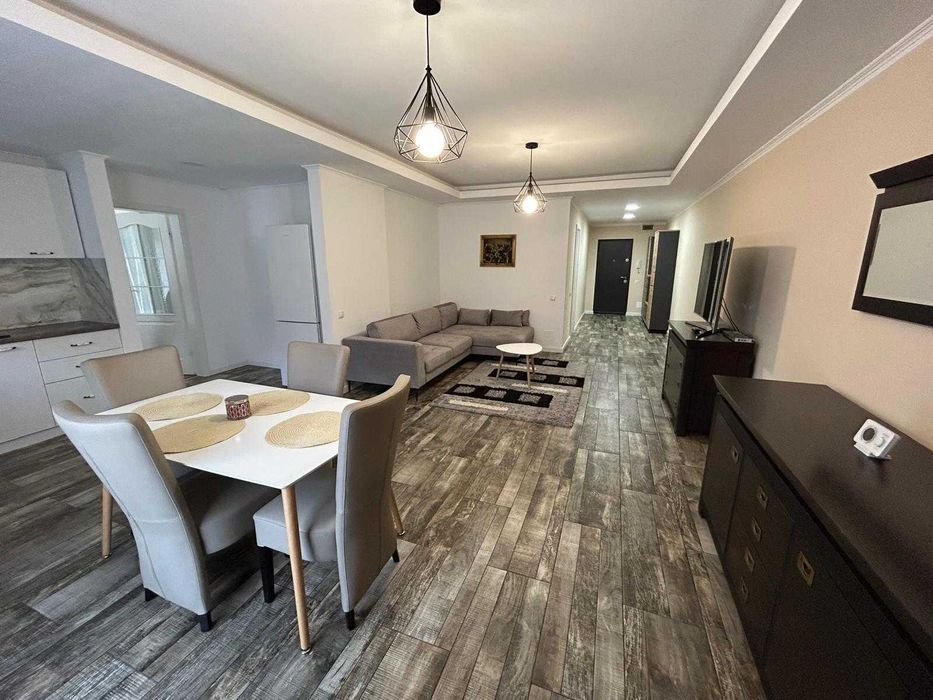 apartament de inchiriat