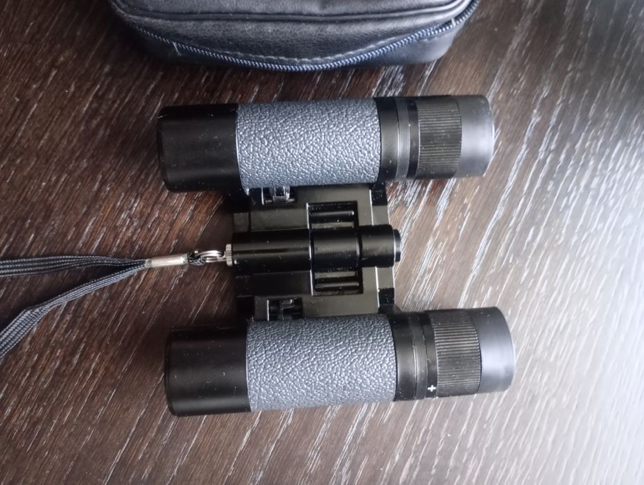 Binoclu Eschenbach Sprint 8x22 Ww