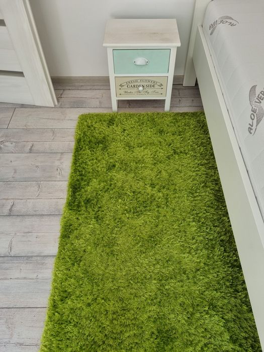 Comoda, noptiere, covorase, lampadar