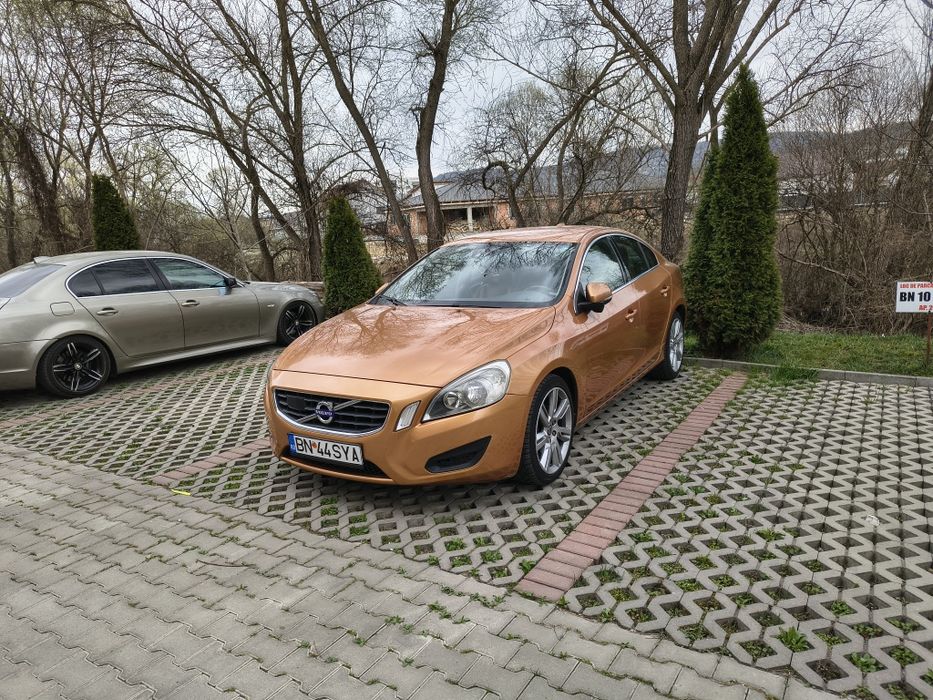 Vând volvo S60 2010 d3 automat