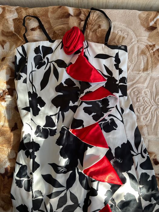 Продам женский платье