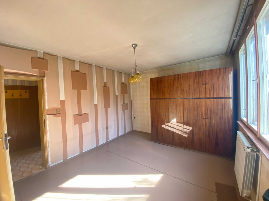 Продава се Къща в с. Чепинци, Област София-град - 162 кв.м за 2161 €/кв.м - Снимка #5