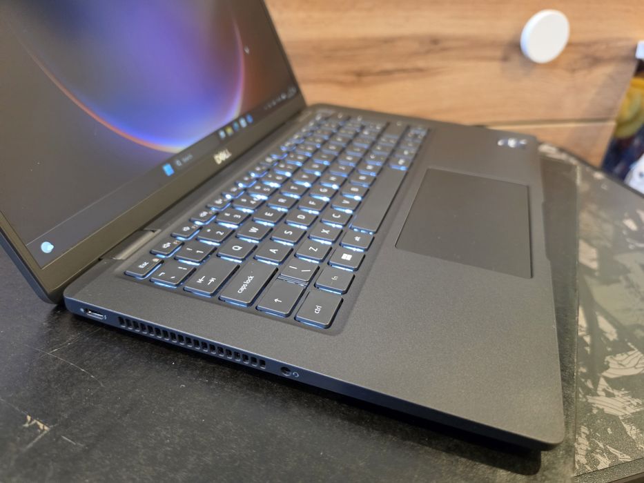 Dell Latitude 7430 / i5-12th / 16GB Ram / 256 SSD