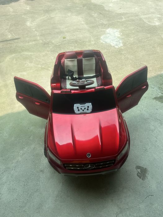 Pultli moshina mersedes benz
