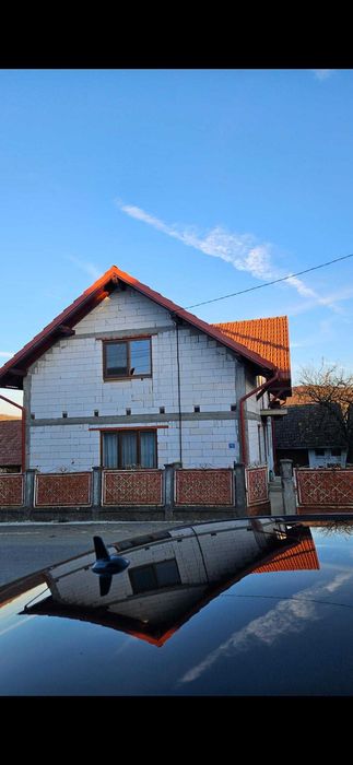 Ofer spre vanzare casa in Galpaia PRET NEGOCIABIL