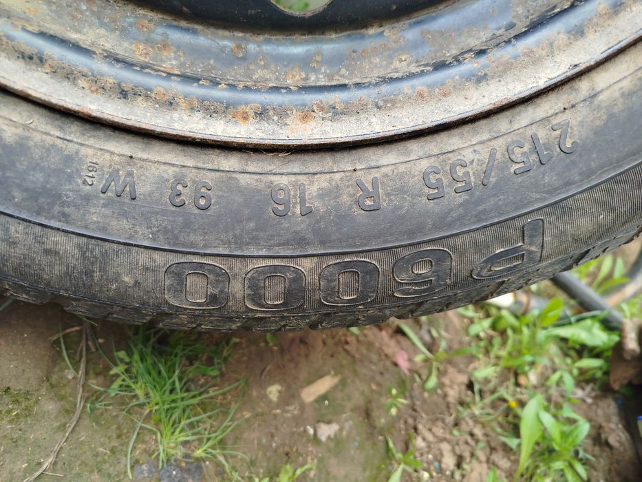Продам колесо 215/55 R16