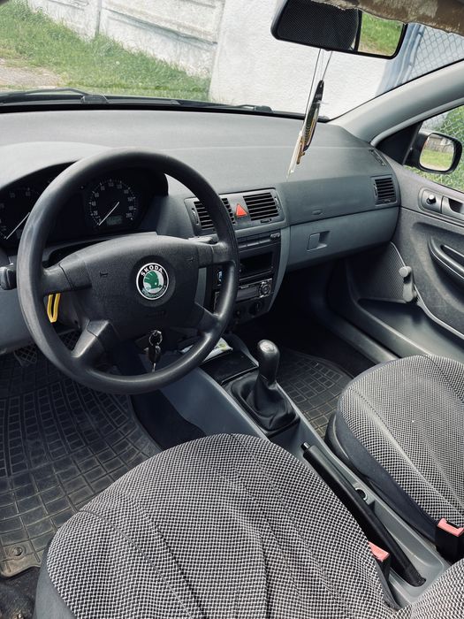 skoda fabia 1.4 benzina