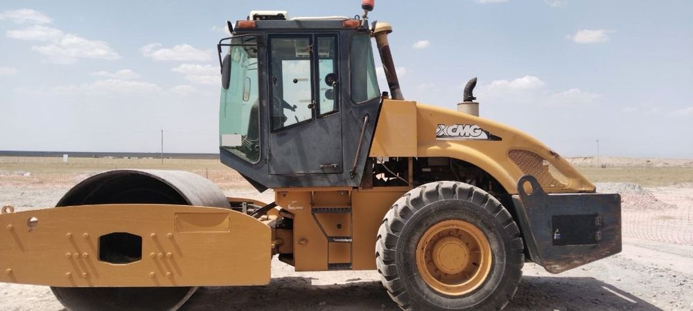 Katok 16 tonna , XCMG XS182J