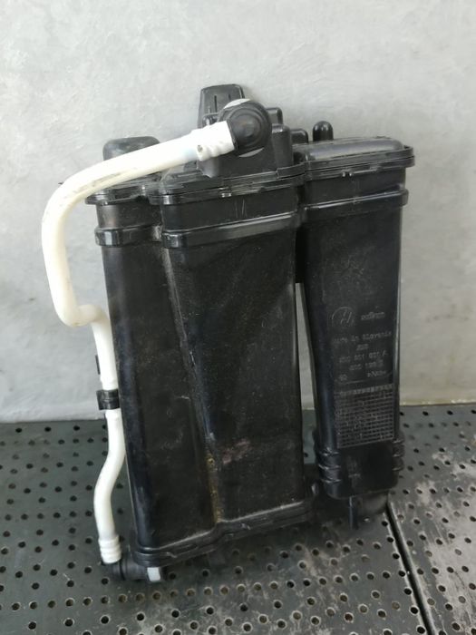 vas canistra carbon vw t-cross c11 d31 2024  2q0201801a