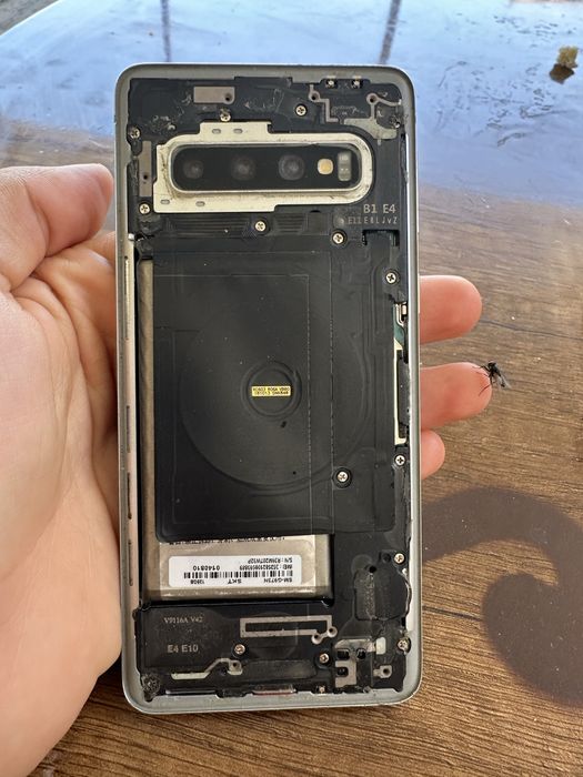 Samsung s10 128/4/8