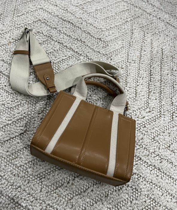 Дамски чанти - различни.