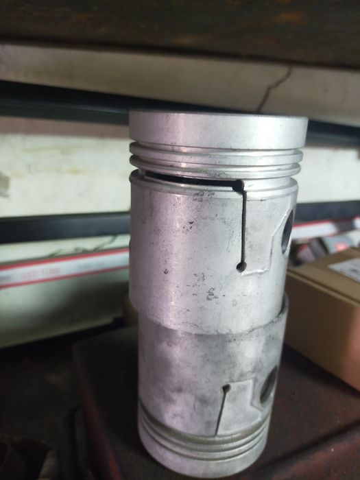 Прошня 82.50 .  Газ 69-72 комплект 6шт.