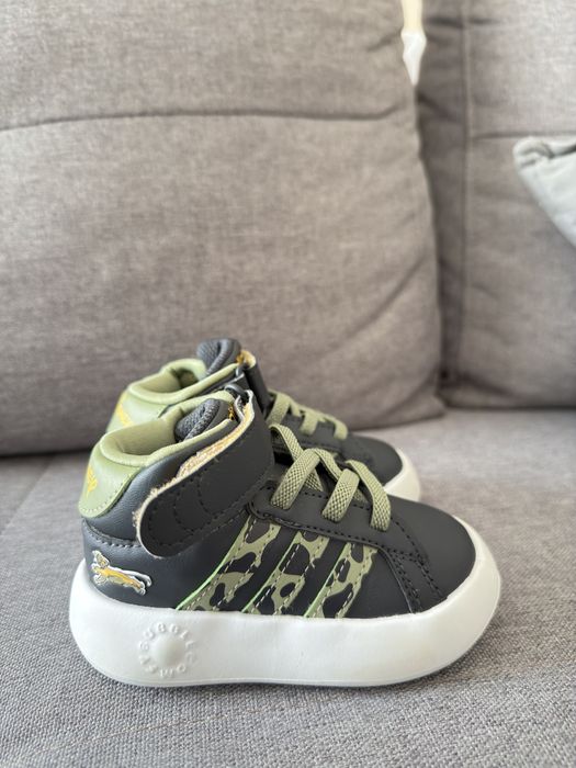 Маратонки Adidas bubble 20 номер