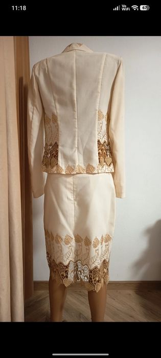 Costum dama 100% IN