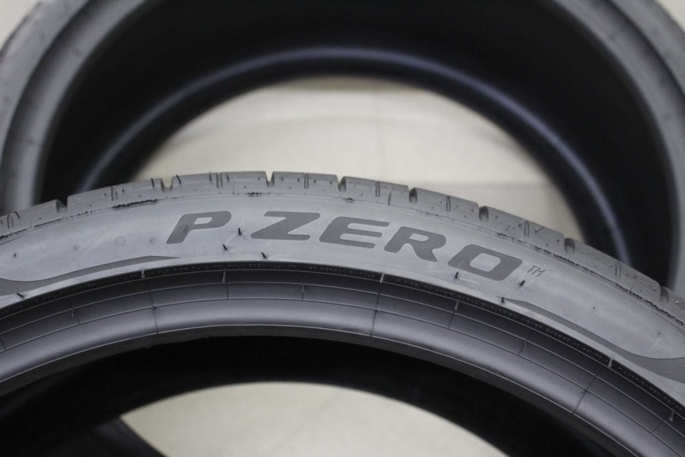 315/30-23 Pirelli P Zero