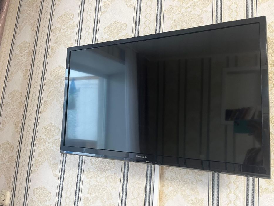 Продам телевизор Panasonic