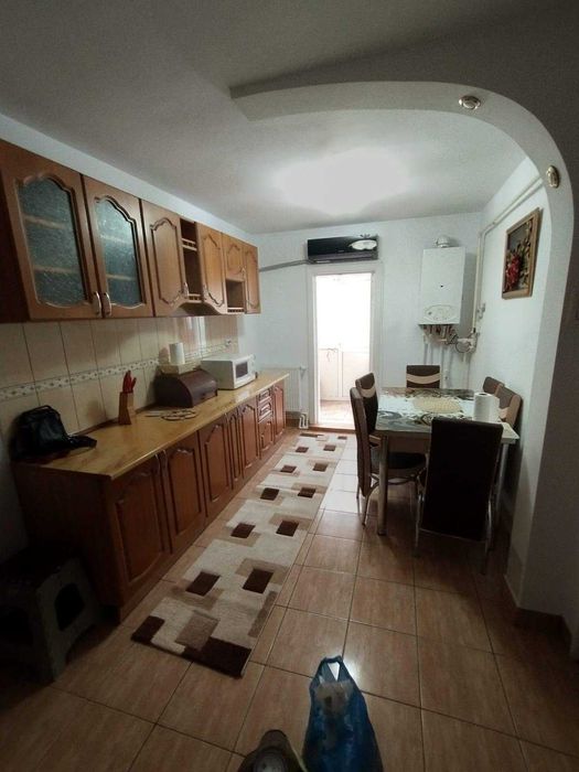 Inchiriere apartament 2 cam. zona Costieni langa Penny