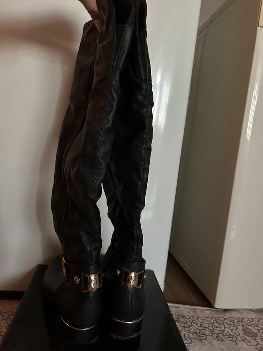 Дамски дълги ботуши