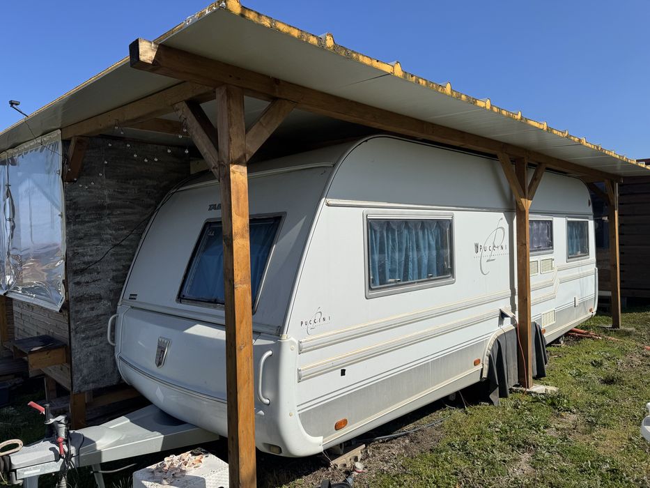 Каравана с навес