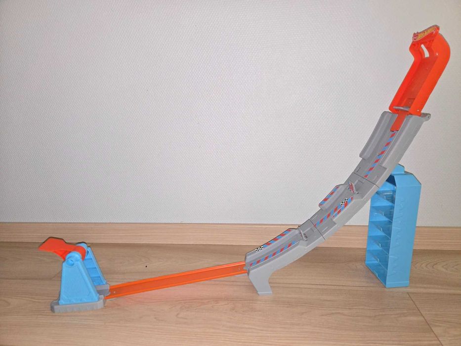 Hot Wheels / Хот Уилс Писта