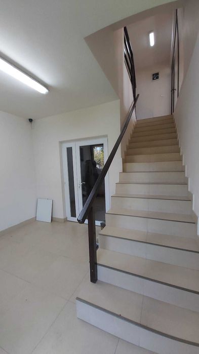 Inchiriez casa pentru firma, central Oradea