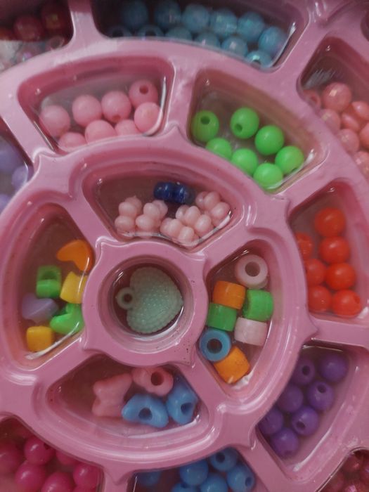 Продам новый набор сделай сам браслет